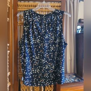 41 Hawthorn Dark XXL Blue Floral Sleeveless Blouse